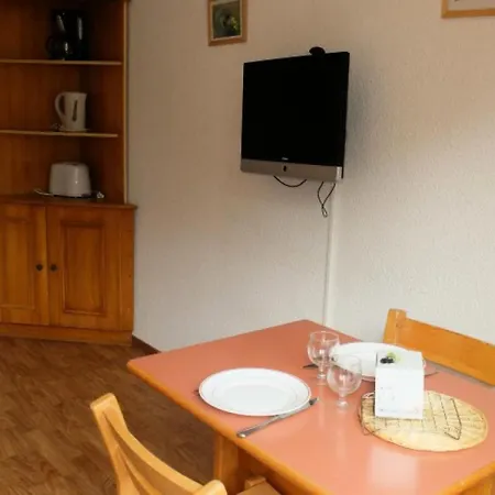 Club Iii - Proche Des Pistes Et Commerces-balcon Mae-3584 Apartment Tignes